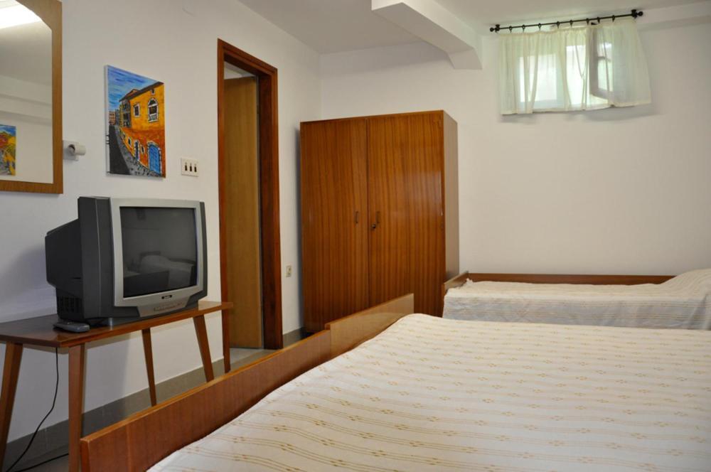 Apartment Bilic Pula Chambre photo