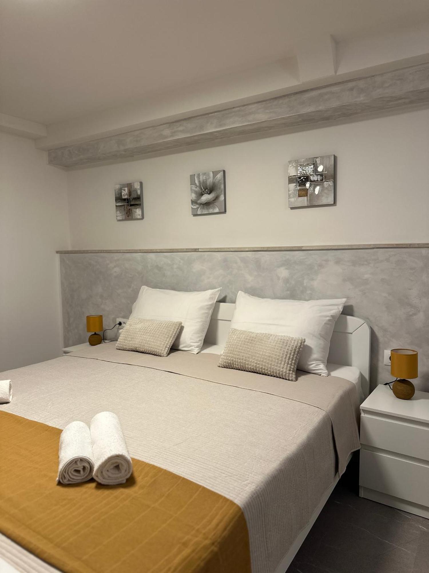 Apartment Bilic Pula Extérieur photo