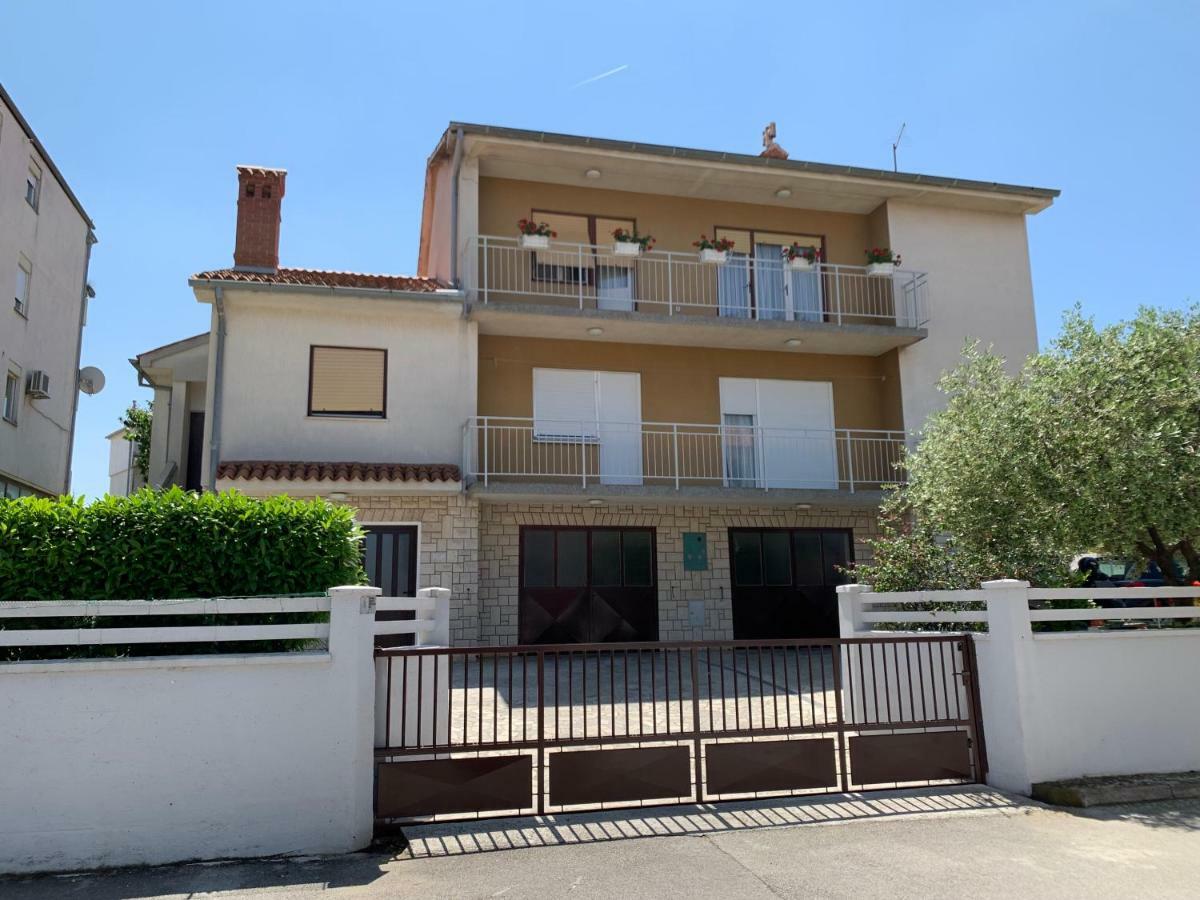 Apartment Bilic Pula Extérieur photo